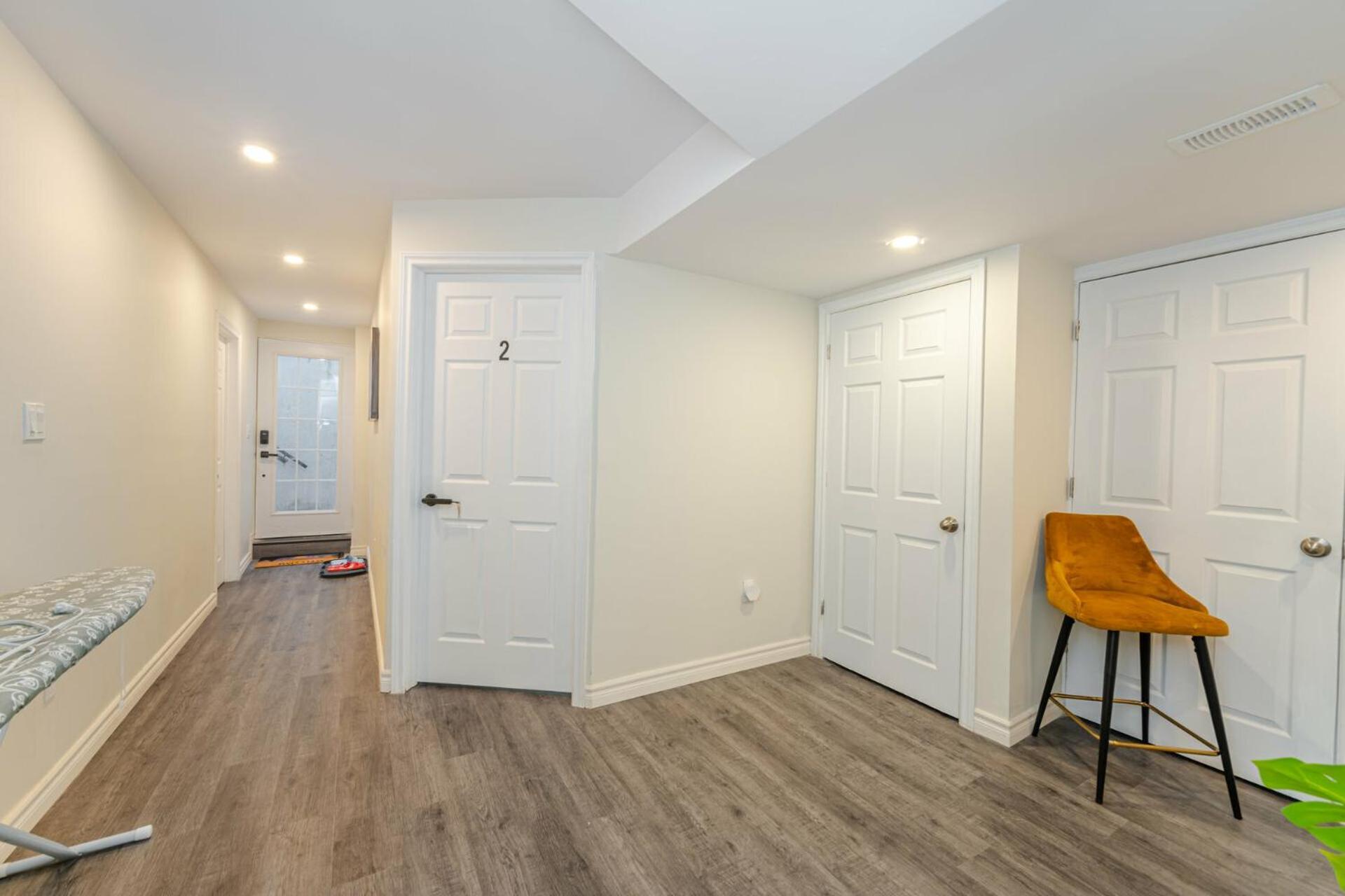 Private Basement Bedrooms In Oakville Dış mekan fotoğraf